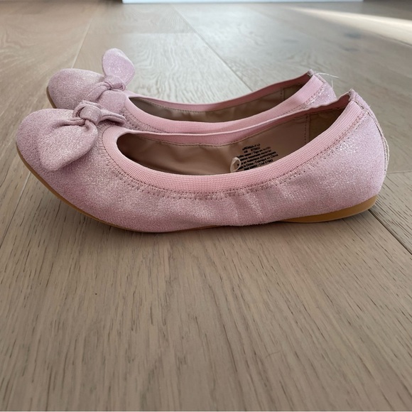 Pink flats - Picture 2 of 3
